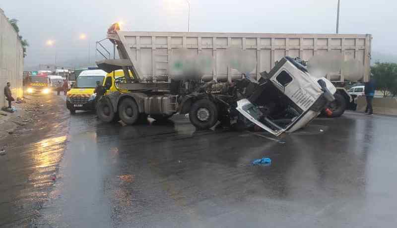 البويرة.. 5 جرحى في حادث مرور بالطريق السيار شرق-غرب