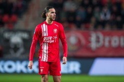 زروقي أساسيا في آخر مباراة له مع تيفنتي أمام أجاكس امستردام