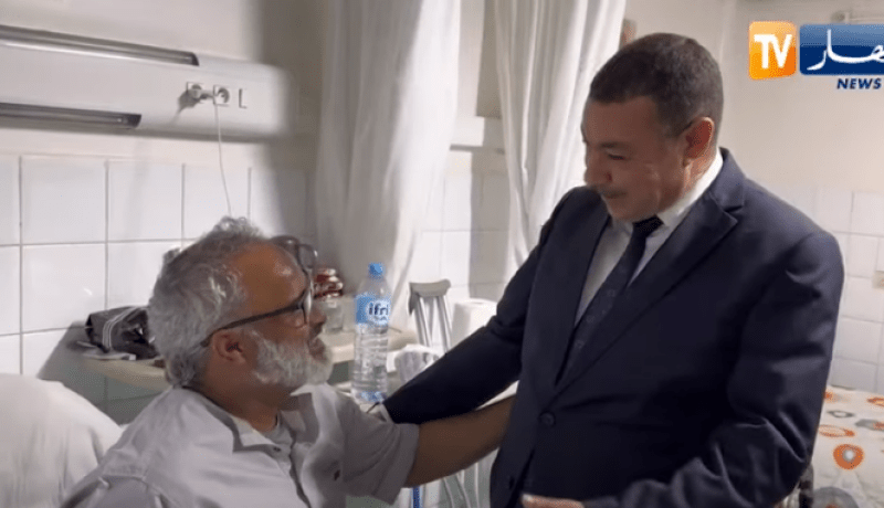شريف الوزاني يحظى بزيارة والي وهران