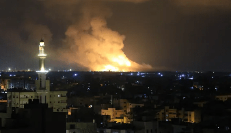 غارات اسرائيلية غادرة على غزة.. استشهاد 13 فلسطينيا من بينهم قادة بارزين في حماس