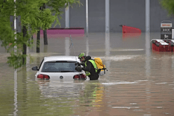 ايطاليا.. الفيضانات تتسبب في وفاة 9 أشخاص وإلغاء سباق فورمولا1