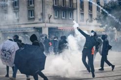 مظاهرات فرنسا.. اعتقال 540 متظاهرا وإصابة 406 شرطي