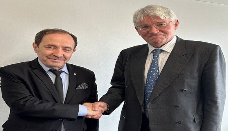 على هامش لقائه بوزير الدولة البريطاني.. وزير التربية يستعرض جهود الجزائر في هذا المجال