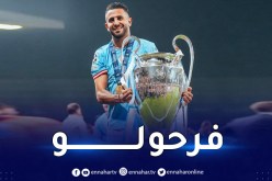 محرز يتلقى التهاني من لاعبي الخضر نظير تتويجه برابطة الأبطال