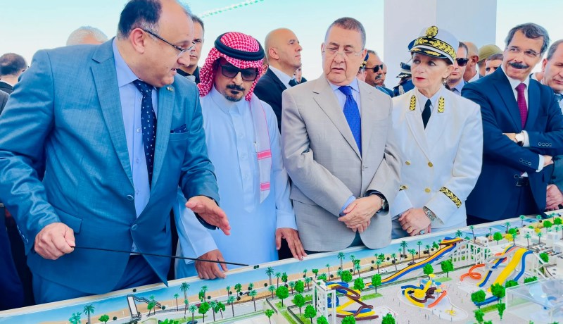 وزير الداخلية يتفقد مشروع القرية السياحية روسيكادا بارك بسكيكدة