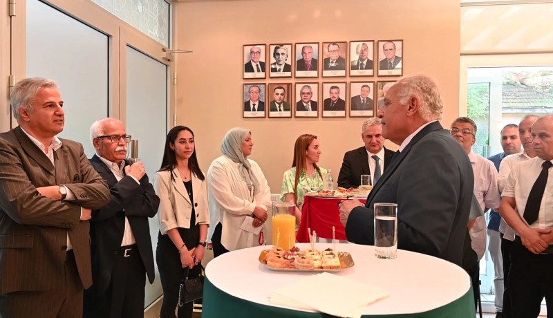 عطاف يلتقي بممثلين عن الجالية الوطنية المقيمة بصربيا