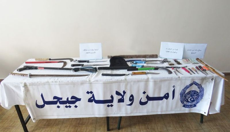 أمن جيجل يفكك عصابة أحياء ويحجز أسلحة ومخدرات