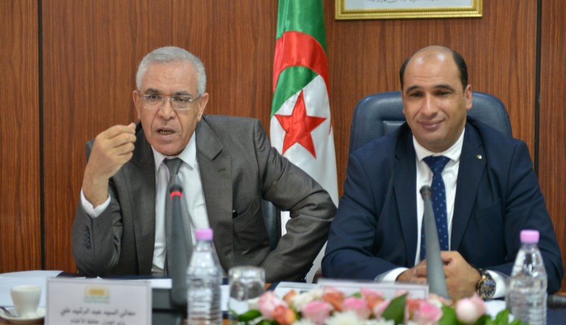 السجن 15 سنة وغرامة تصل إلى 150 مليون سنتيم لمن يتعدى على أراضي الدولة