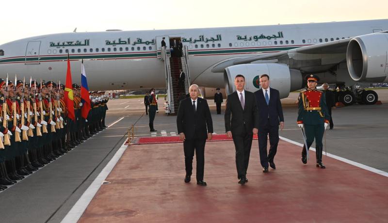 الرئيس تبون يصل إلى روسيا