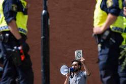 حارق المصحف الشريف يعتزم تكرار فعلته هذه الأيام!