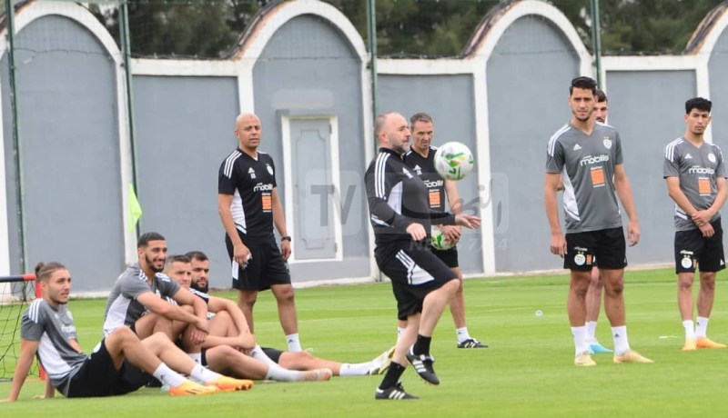 بالصور والفيديو.. لاعبو الخضر يواصلون تحضيراتهم لموقعة أوغندا