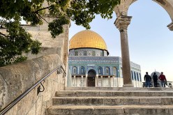 البرلمان العربي يستنكر إحراق مستوطنين لنسخة من المصحف الشريف بجنوب نابلس