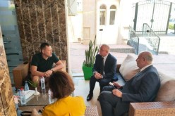 مسؤول مصري يُعزي والد ضحية القرش وهذا ما قاله