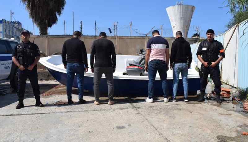 بومرداس: الإطاحة بشبكة لتنظيم رحلات الحرقة