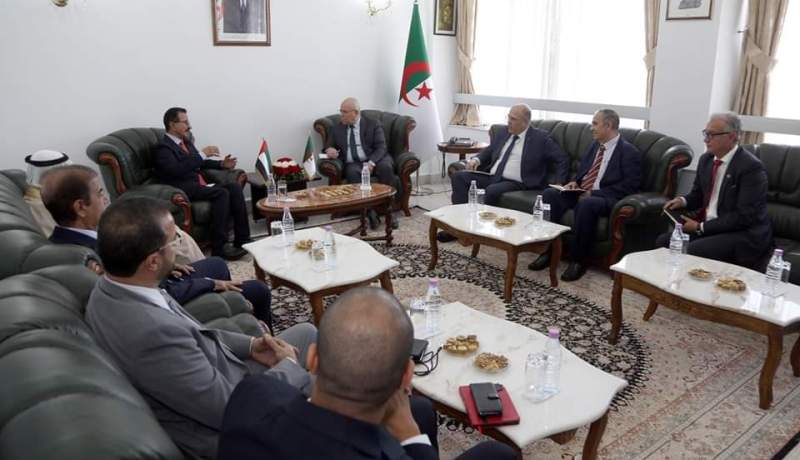 الجزائر والإمارات يبحثان الشراكة في مجال النقل البحري