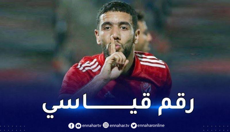 قندوسي يفوز بـ 3 كؤوس رفقة الأهلي المصري في موسم واحد