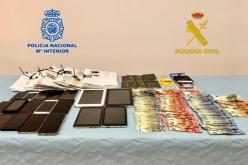 إسبانيا: الإطاحة بمنظمة إجرامية تقدم وثائق مزورة للمهاجرين غير الشرعيين