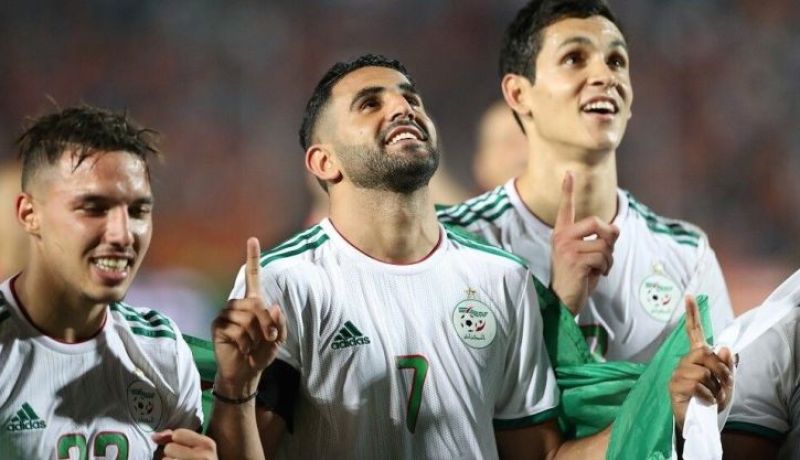 رباعي جزائري في تشكيلة الموسم المغاربية بأوروبا