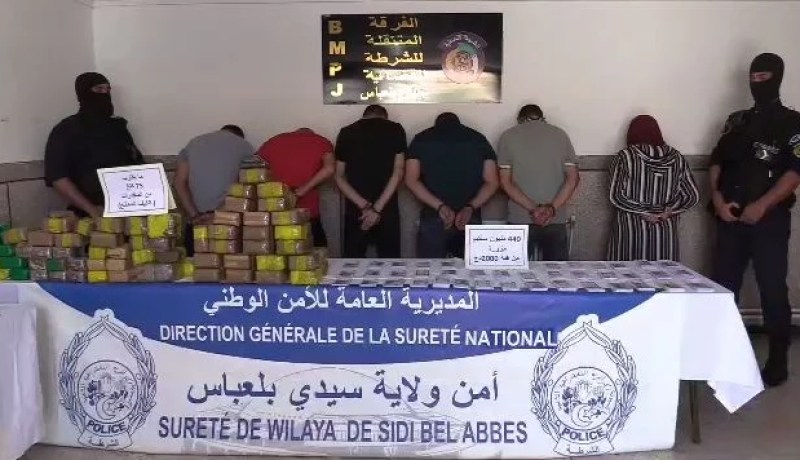 الإطاحة بشبكة تزور الأوراق النقدية يقودها مغربي وحجز 440 مليون سنتيم