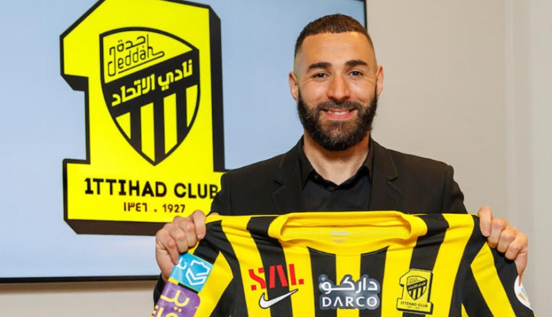 بالصور.. بن زيمة يغادر إسبانيا باتجاه السعودية