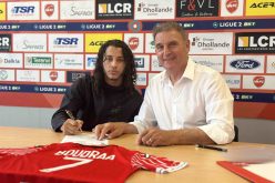 فالونسيان يعلن توقيع أول عقد احترافي للاعبه الجزائري بودراع