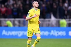 حجام يشعل الصراع بين ثلاثة أندية أوروبية