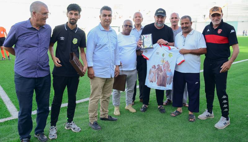 شبيبة الساورة تكرم إتحاد العاصمة بعد تتويجه بكأس الكاف