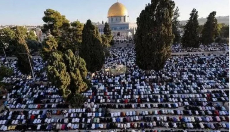فلسطين: 100 ألف مصل يؤدون صلاة عيد الأضحى في المسجد الأقصى