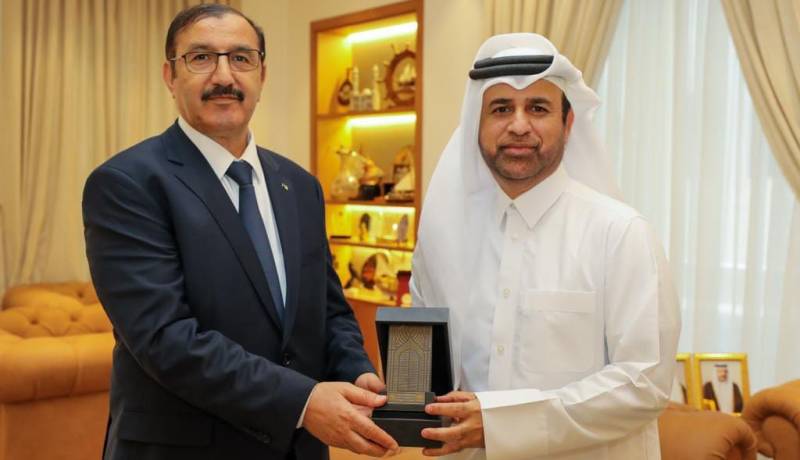 الجزائر وقطر تبحثان سبل التعاون الثقافي