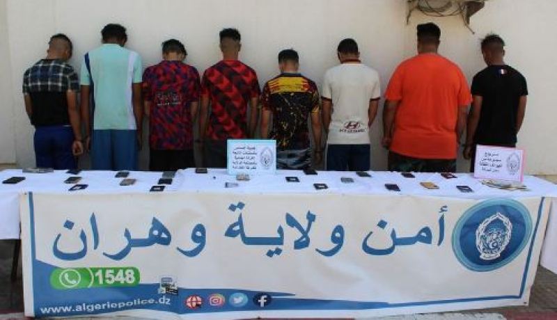 وهران: الإيقاع بعصابة راح ضحيتها أكثر من 50 شخصا