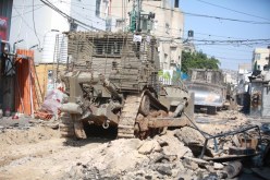 الجيش الصهيوني يفرض حصارا على مسجد بجنين!