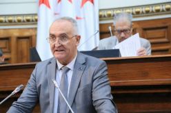 وزير المالية يقدم عرضا حول مدى تقدّم فتح رأسمال البنوك العمومية