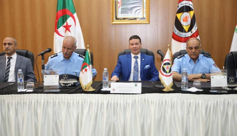 الحماية المدنية الجزائرية تُنظم دورة تكوينية للعرب والأفارقة في تسيير الكوارث