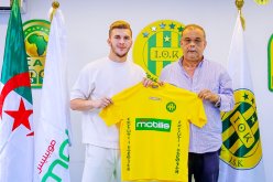 الحارس حديد يمدد عقده مع الكناري إلى 2028