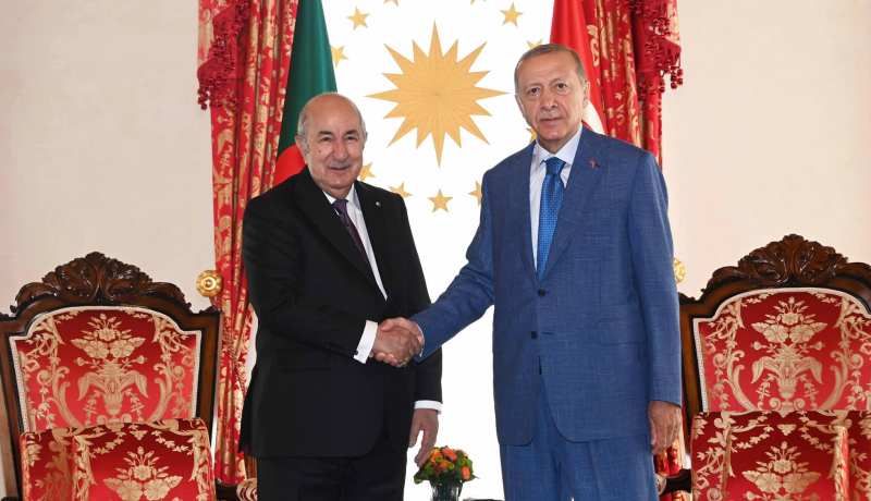 أردوغان يُودع الرئيس تبون عقب مأدبة غداء بقصر السلاطين