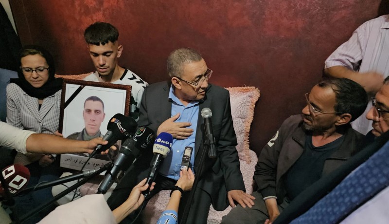 مراد يؤكد مرافقة عائلات ضحايا الحرائق إلى غاية تجاوز المحنة