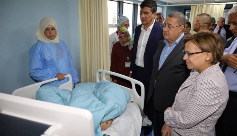 وزير الداخلية يزور ضحايا الحرائق بمستشفى الحروق الكبرى بزرالدة