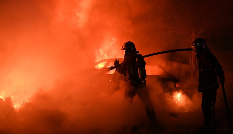 فرنسا: توقيف 1311 شخصا في الليلة الرابعة للإحتجاجات