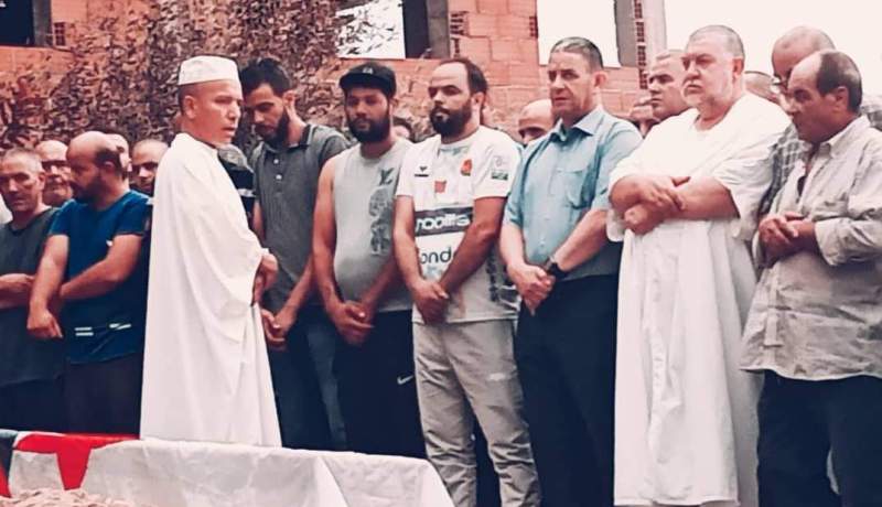 بومرداس: تشييع جنازة المرحوم عوداش محمد من ضحايا الحرائق