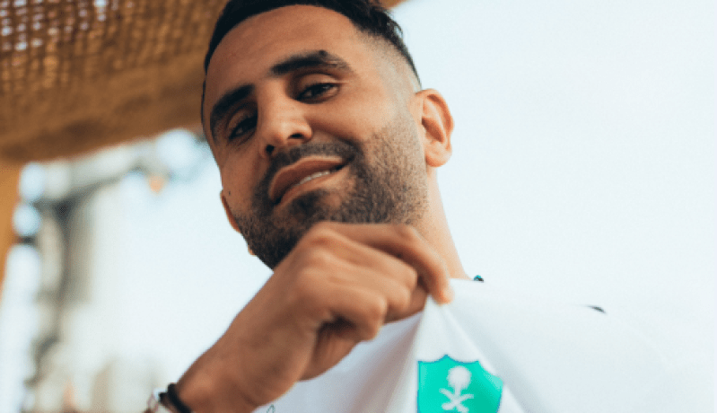 بالفيديو.. محرز يوثق أول خطواته مع الأهلي السعودي