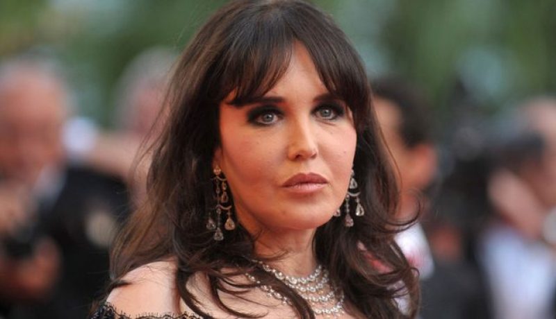 الفنانة الجزائرية- الفرنسية إيزابيل أدجاني أمام القضاء قريبا