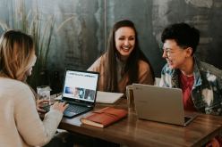 النساء يسيطرن على التعليم العالي في أوروبا