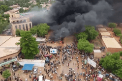 إيكواس تعاقب قادة انقلاب النيجر وتمنحهم مهلة أسبوع لتسليم السلطة