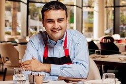 بالفيديو.. والد الشيف بوراك يسخر من ابنه