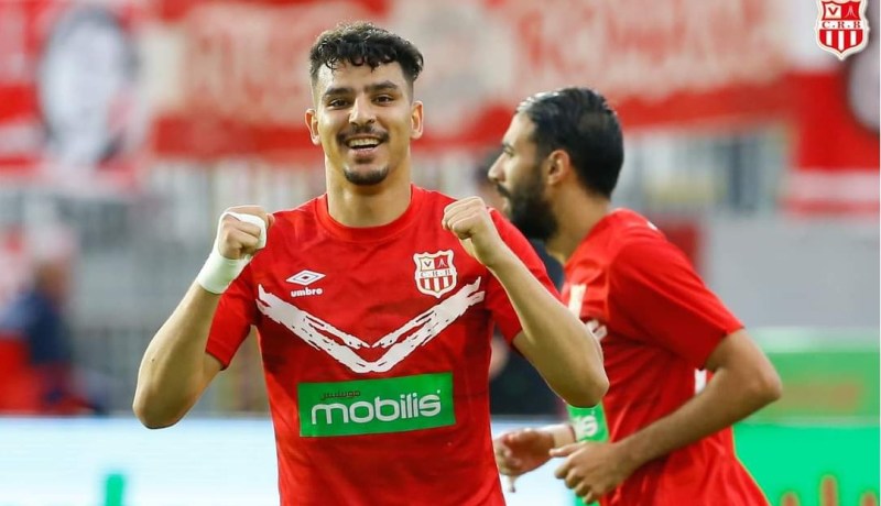 بوصوف: “أنا باق في شباب بلوزداد”