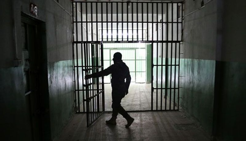 اتهام حراس سجن بتعذيب تونسي في إيطاليا