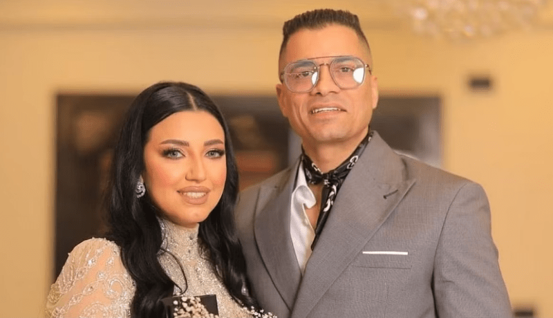 حسن شاكوش يطلق زوجته في قسم الشرطة!