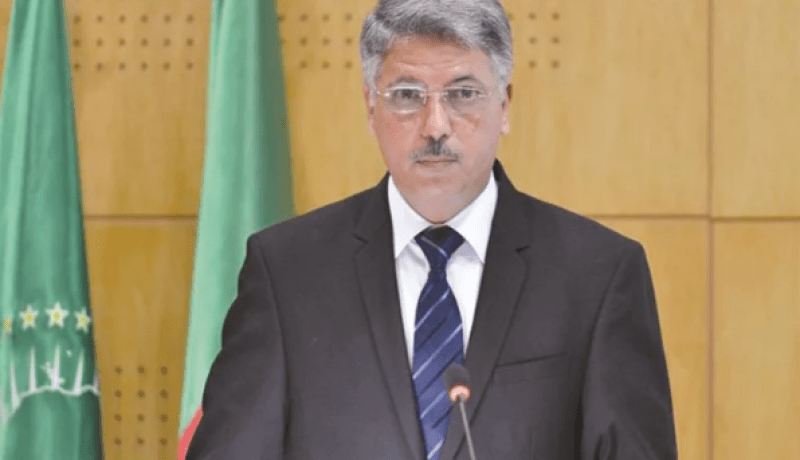 الموافقة على اعتماد سفير الجزائر الجديد لدى سلطنة عمان