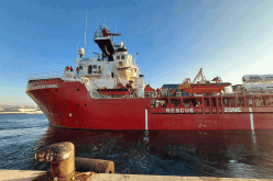 سفينة إغاثة تنقذ 46 مهاجرا قبالة السواحل الليبية