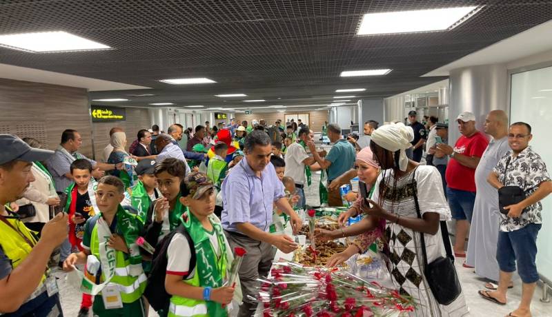وصول فوج من أبناء الجالية الجزائرية بالخارج إلى مخيم صيفي بمستغانم